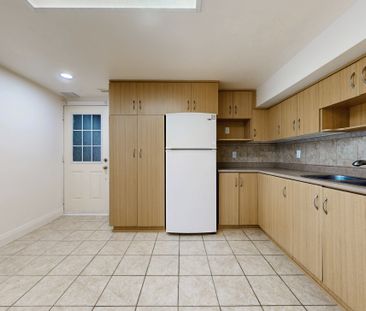 For Lease - 43 Alessia Circle, Toronto, Ontario - Photo 5