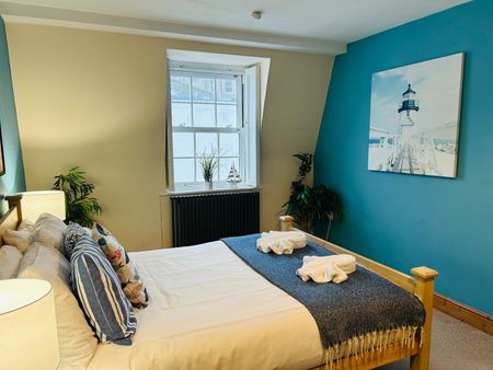 3 Bed Terraced House, Marine Terrace Mews, BN2 - Photo 3