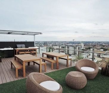 Modern One-Bedroom Apartment in a Highly Sought-After Complex - Photo 3