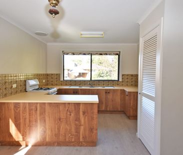 LEAVE THE CAR, WALK TO SHOPS AND STATION - Photo 4