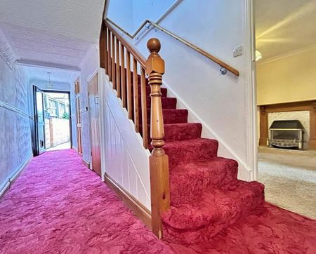 3 bedroom terraced house to rent - Photo 3