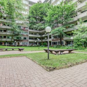 3 1/2 Rénové - Photo 2