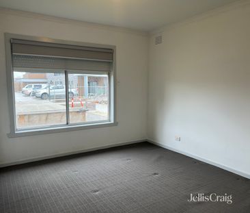 1/97 New Street, South Kingsville VIC 3015 - House For Rent | Domain - Photo 1