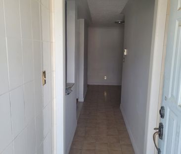 Condo for rent, Montréal (Saint-Léonard) - Photo 3