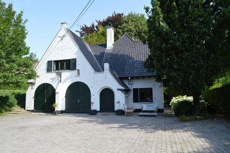 Karaktervolle woning met grote tuin in Bellegem - Foto 5