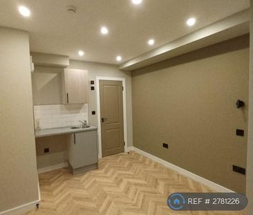 Studio to rent - Photo 4