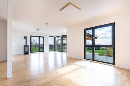 Beautiful villa for rent - Photo 3