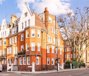 A charming three bedroom apartment in a prime Chelsea location with... - Photo 6