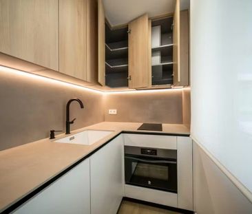 Calle de las Huertas, Madrid, Community of Madrid 28014 - Photo 3