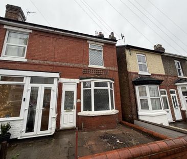 3 bedroom terraced house to rent - Photo 3