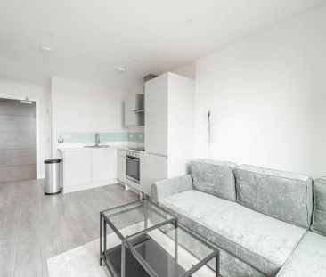 1 bedroom flat to rent - Photo 2
