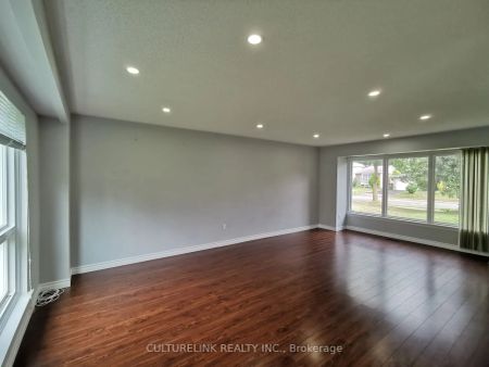 Property For Lease | E9047182 - Photo 2