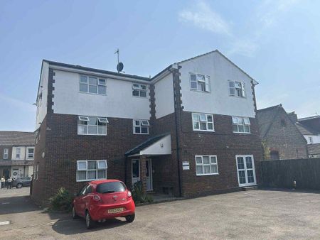 2 bedroom flat to rent - Photo 3