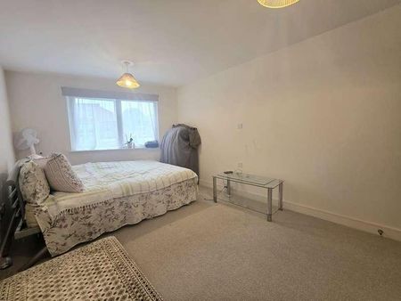 High Road, Harrow, HA3 - Photo 5