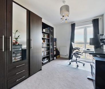 2 Bedroom Flat / Apartment - Meridian Way, Southampton - Photo 6