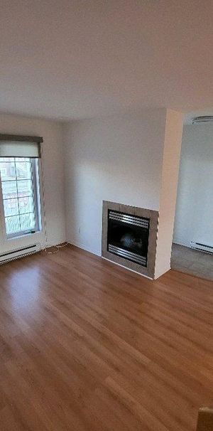 appartement style condo à Mascouche - Photo 1