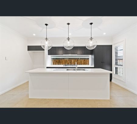 34 Paxton Street, Gledswood Hills, NSW 2557 - Photo 3