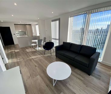 AVAILABLE 15TH APRIL | FULLY FURNIHSED | FLOODING WITH NATURAL LIGH... - Photo 2