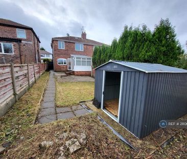 3 bedroom semi-detached house to rent - Photo 5