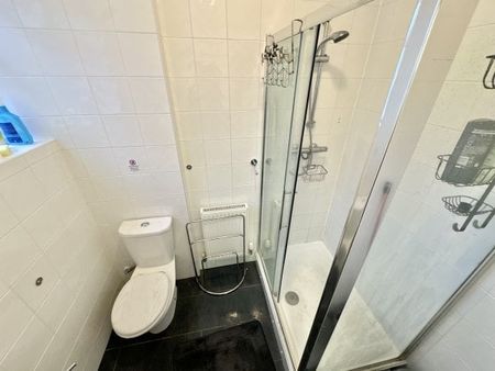 Newcombe Road, CV5, Property for rent - Photo 4