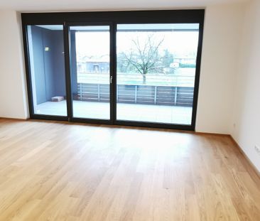 Sehr schöne 2-Zimmer-Wohnung mit großzügiger Terrasse in ruhiger La... - Photo 1