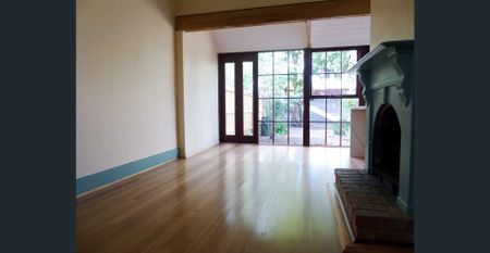 STYLISH LIVING IN THE HEART OF FITZROY NORTH - Photo 5