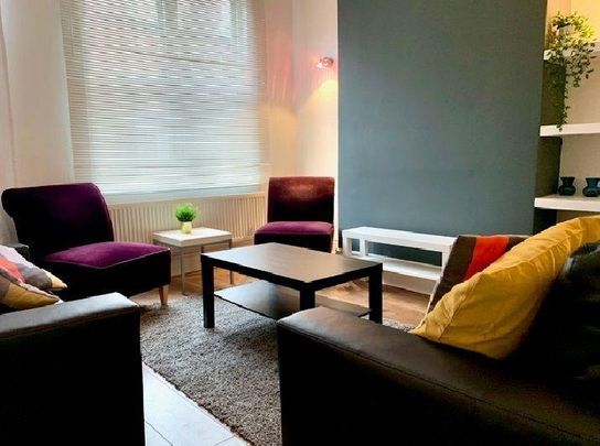 4 bedroom house share to rent - Photo 1