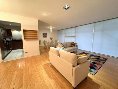 2 bedroom apartment to rent - Photo 2