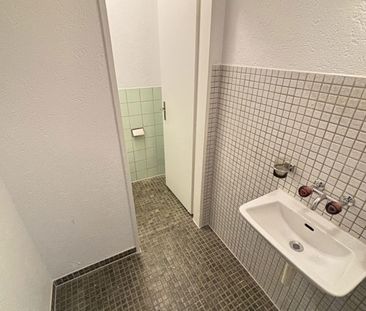 Grosszügige 4.5-Zimmerwohnung an zentraler Lage - Photo 1