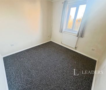 3 bedroom house to rent Wing Drive, Fishtoft, Boston, PE21 - Photo 2