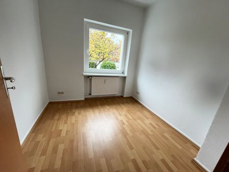 Stadtnahe 3-Zimmer-Wohnung mit EBK in Celle! (AK-618) - Photo 2