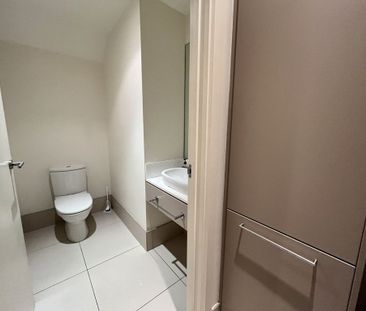 Low-Maintenance Living by the Water! - Photo 6