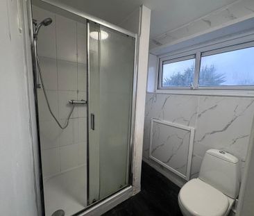 1 bedroom in a house share to rent - Photo 6