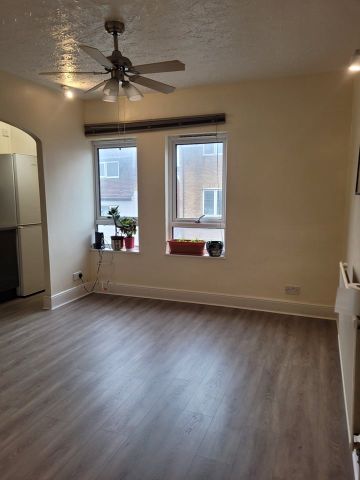 1 Bed Flat, Southampton Street, RG1 - Photo 4