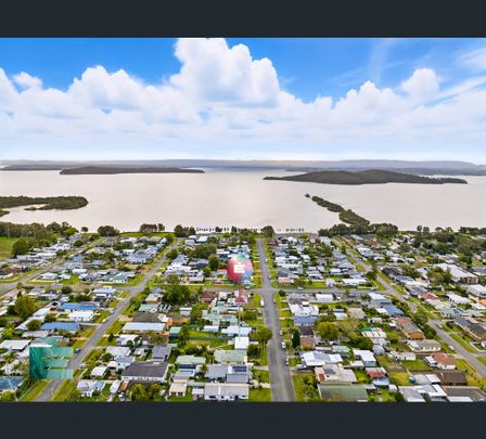 8 Moxey Street, Swansea, NSW 2281 - Photo 1