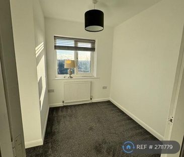 4 bedroom terraced house to rent - Photo 2