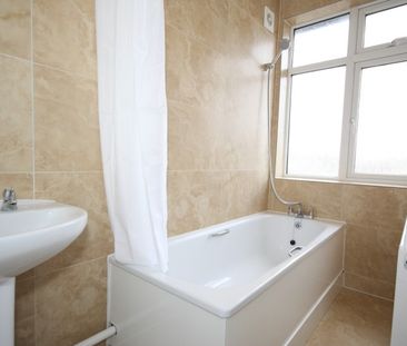 Old Woking, Woking - Photo 1