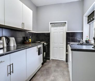 2 bedroom terraced house to rent - Photo 6