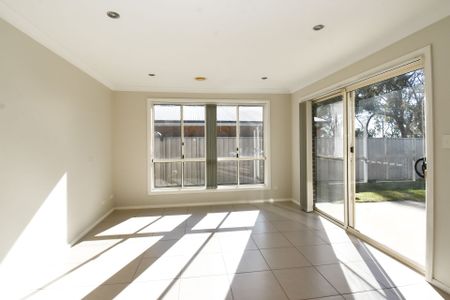 30 Glasson Drive, Orange. - Photo 4