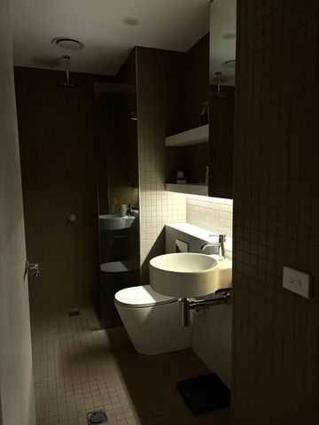 Bondi Junction - Photo 5