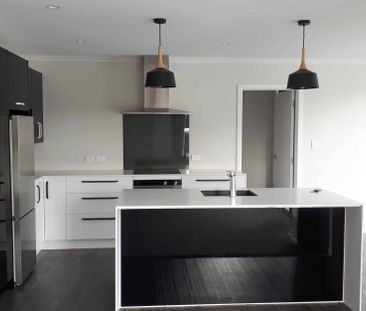 Walk in the park! - Photo 1