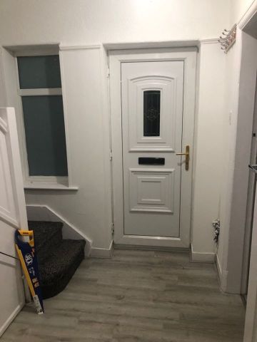 3 Bed Semi-Detached House, Lily Lane, M9 - Photo 5