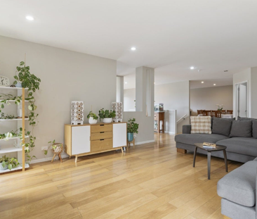 TRANQUIL COMFORT WITH VIEWS OF THE SEA! - Photo 6