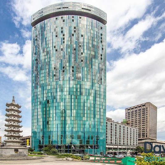 Beetham Tower, Holloway Circus, Birmingham, B1 - Photo 1