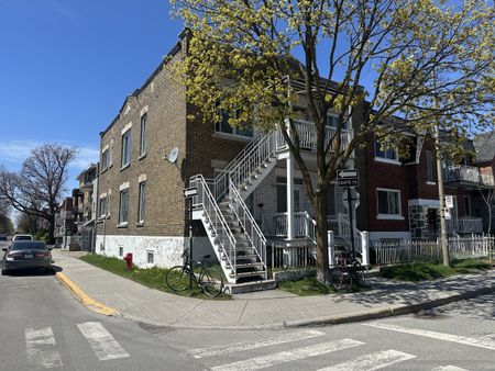 711 av. Ball - Photo 2