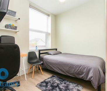 3 bed Apartment for Rent - Photo 6