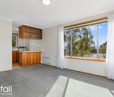 Lovely Unit, Sunny Aspect, Water Views - Photo 3