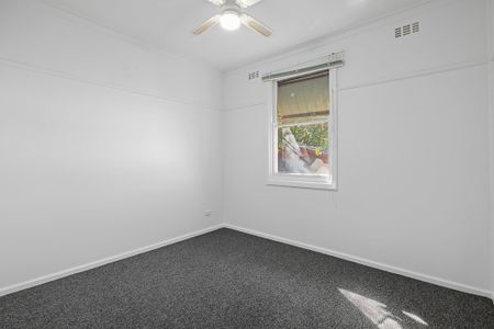 Freshly Updated Home - Photo 3