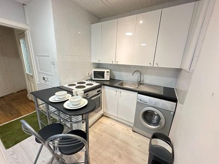 1 bedroom flat to rent - Photo 5