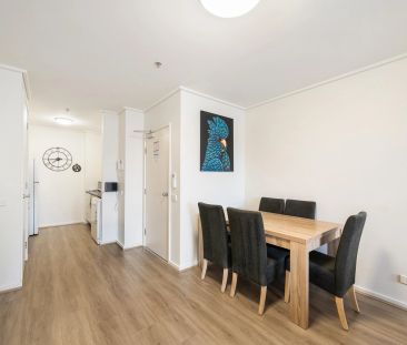 Furnished Apartment In Prime Southbank Location! Perfect City Lifestyle Awaits - Photo 1